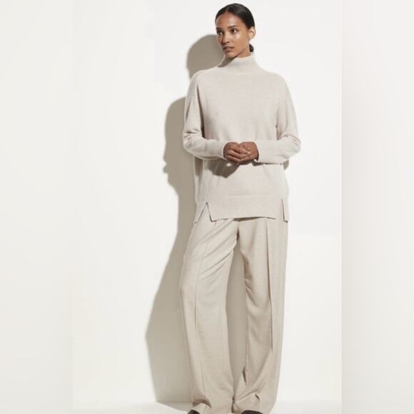 VINCE Double Slit Turtleneck Sweater In Biscuit Cream Size XL - Picture 2 of 14
